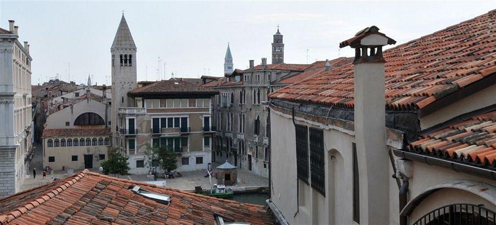 Appartamento Garden Ca' Rezzonico Veneţia Exterior foto