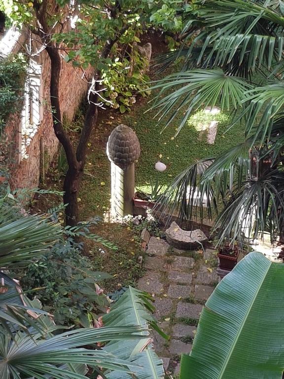 Appartamento Garden Ca' Rezzonico Veneţia Exterior foto