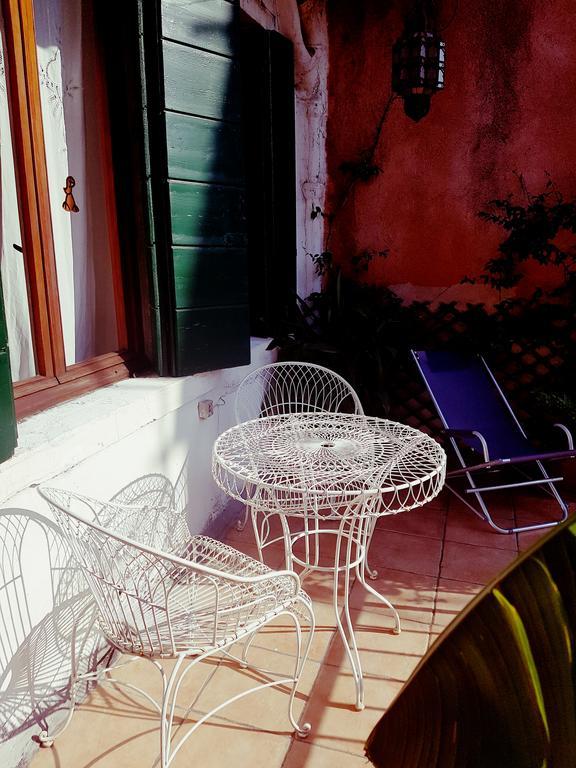 Appartamento Garden Ca' Rezzonico Veneţia Exterior foto